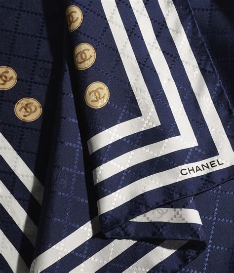 prix foulard chanel|Foulards — Mode .